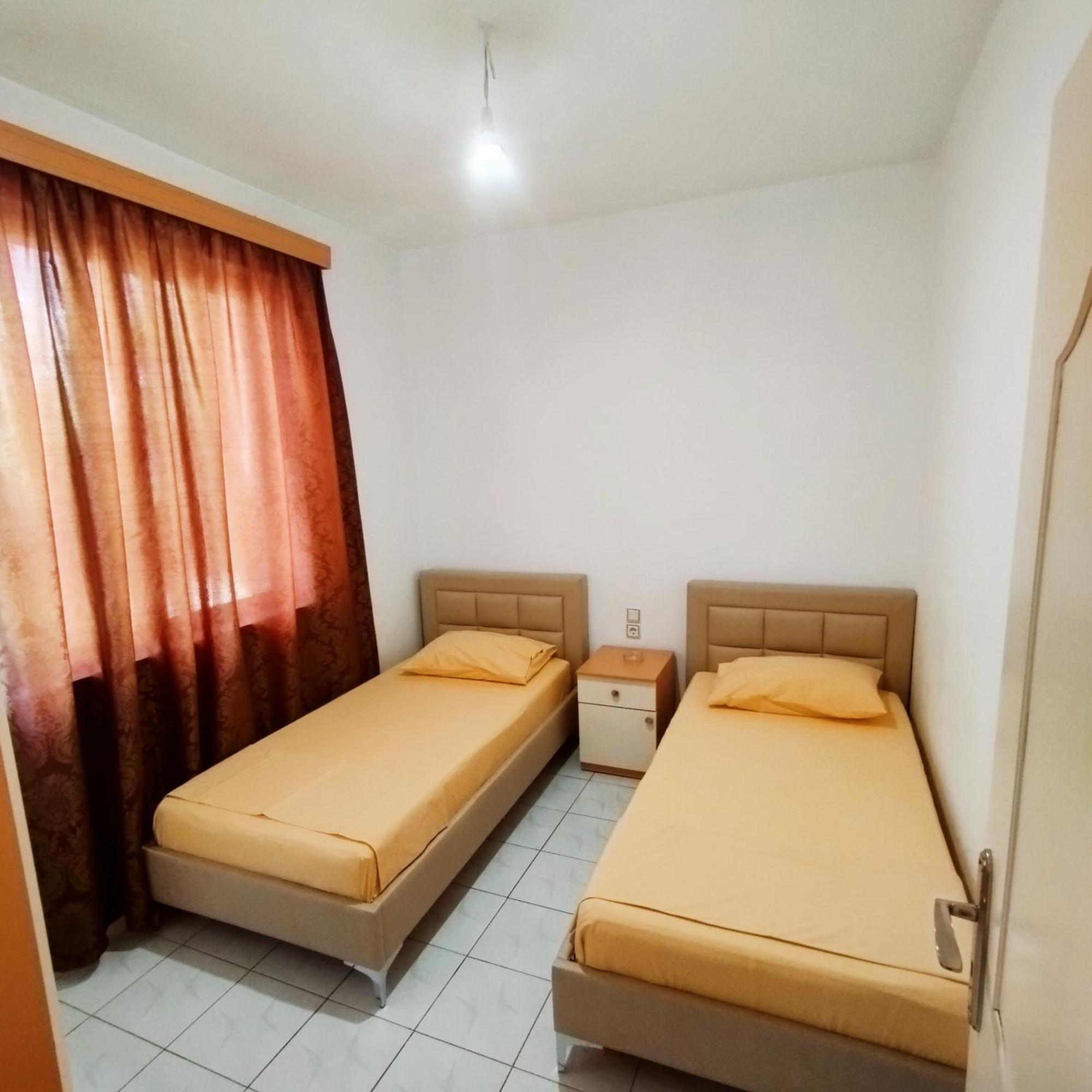 Mejdi Apartments Sarandë Kamer foto